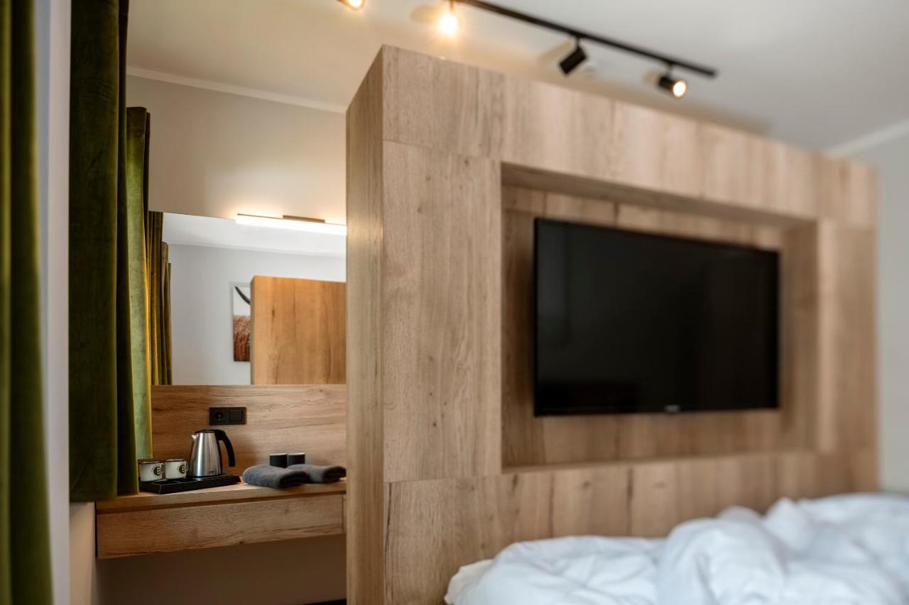 Berg Und Tal Hotel & Apartments ブラウンラーゲ エクステリア 写真
