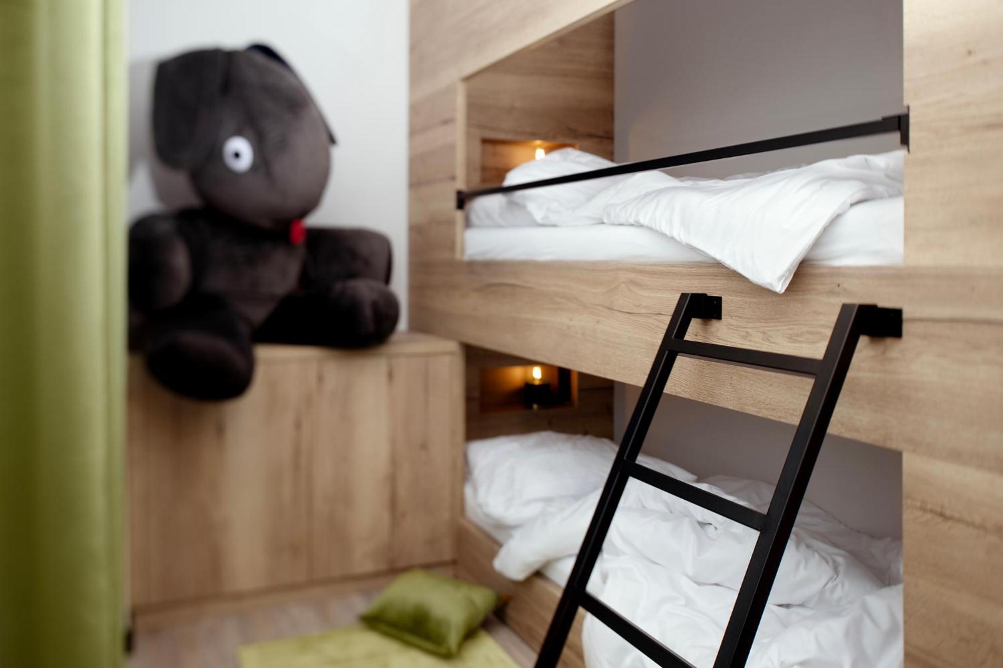 Berg Und Tal Hotel & Apartments ブラウンラーゲ エクステリア 写真
